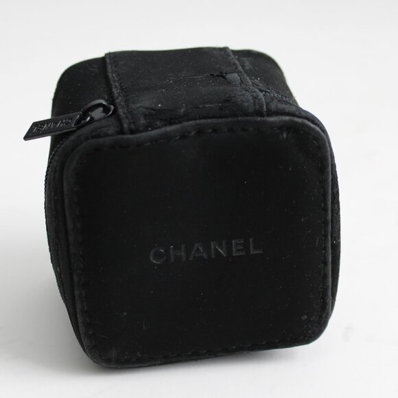 Chanel Black Mini Zipper Jewelry Ring Box - Empty - Picture 2 of 9